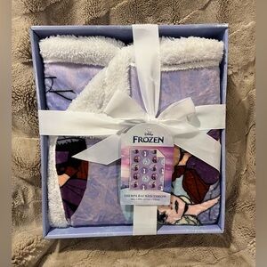 Disney Frozen Sherpa Back Kids Throw Blanket Graphic Soft 46 X 60 Inches